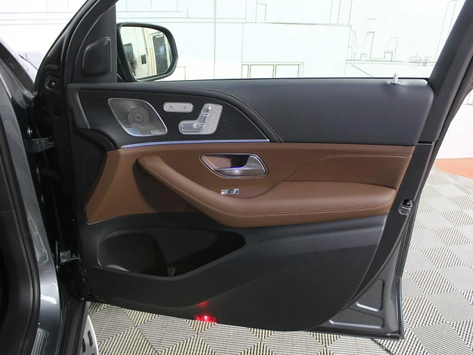 Mercedes-Benz GLE Серый Non metallic фото 26