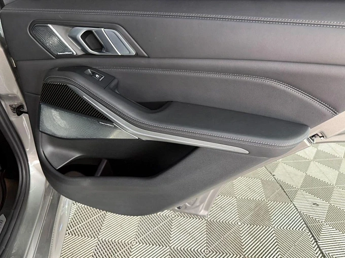 BMW X5 M 2021 4.4 AT 4WD (600 л.с.) фото 27