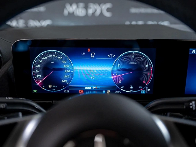 Mercedes-Benz GLA Белый Non metallic фото 16