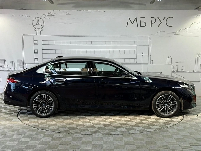 BMW 5 серии Черный Non metallic фото 7
