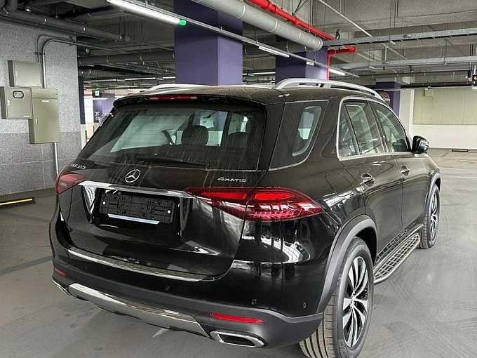 Mercedes-Benz GLE Черный Non metallic фото 4
