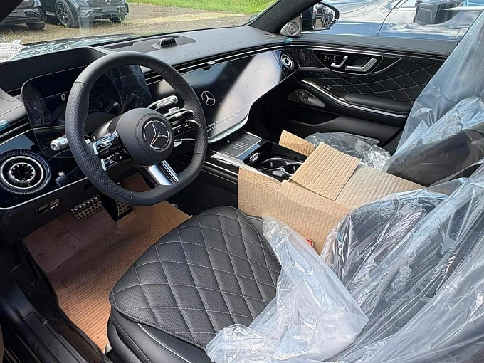 Mercedes-Benz S-Класс Черный Non metallic фото 3