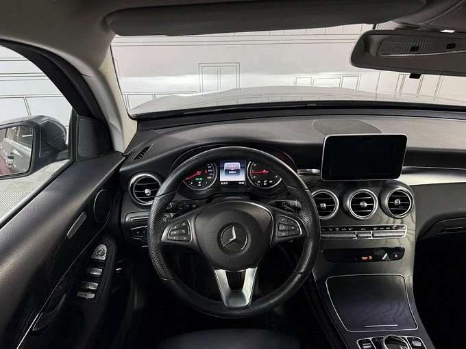 Mercedes-Benz GLC 2018 250 2.0 AT 4Matic (211 л.с.) фото 9