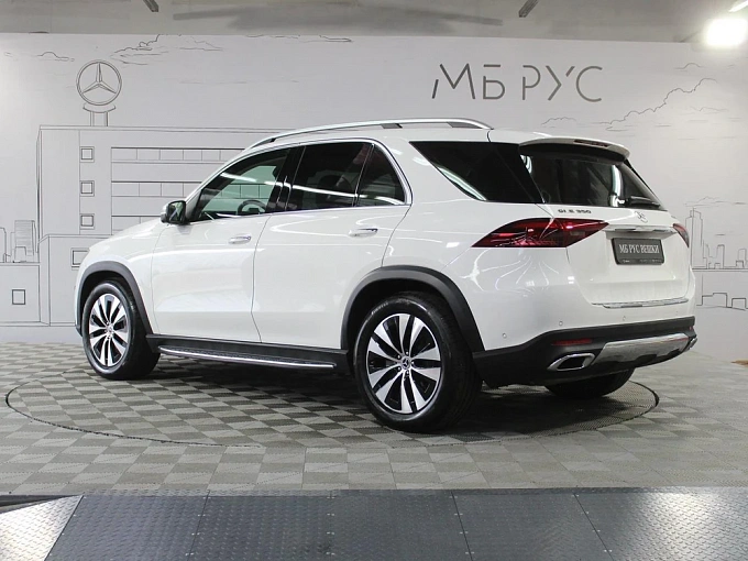 Mercedes-Benz GLE Белый Non metallic фото 34