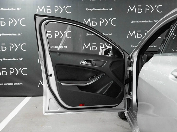 Mercedes-Benz A-Класс 2013 180 1.6 AMT (122 л.с.) фото 12