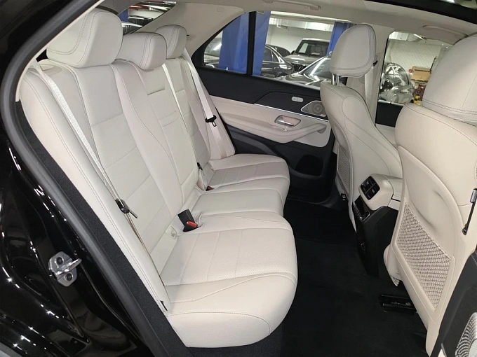 Mercedes-Benz GLE Черный Non metallic фото 19