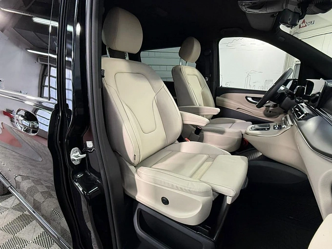 Mercedes-Benz V-Класс Черный Non metallic фото 13