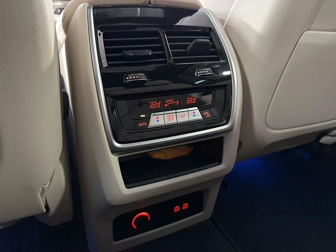 BMW X7 2022 3.0d AT 4WD (340 л.с.) фото 34