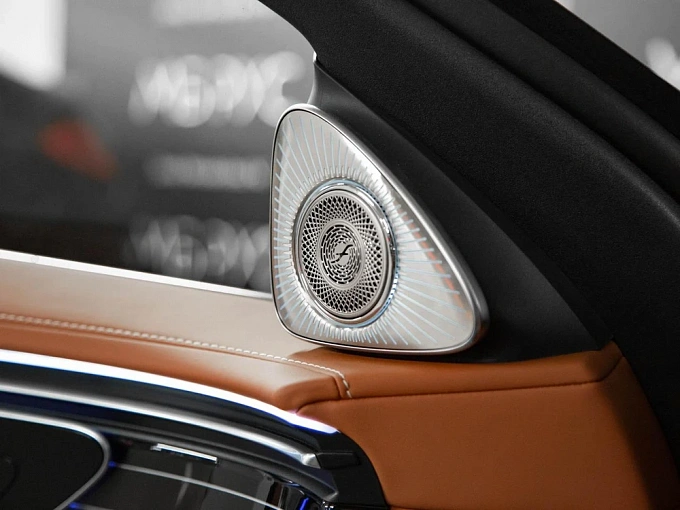 Mercedes-Benz Maybach S-Класс Черный Non metallic фото 12