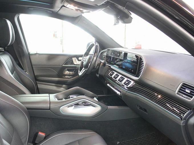 Mercedes-Benz Maybach GLS 2021 600 4.0 AT 4Matic (558 л.с.) фото 31