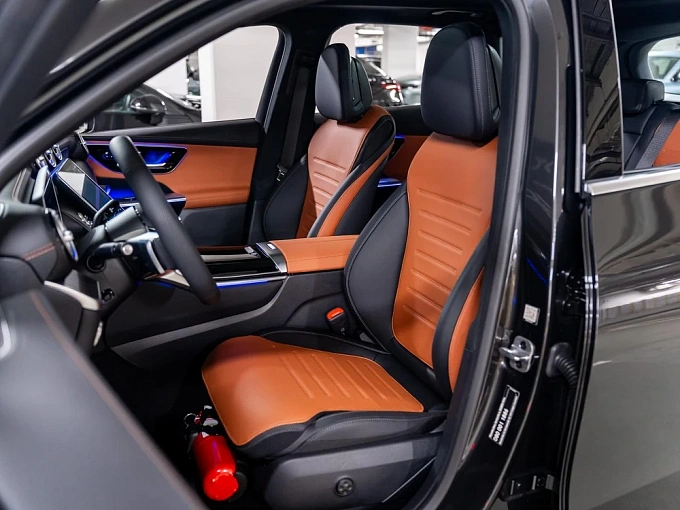 Mercedes-Benz GLC Серый Non metallic фото 9