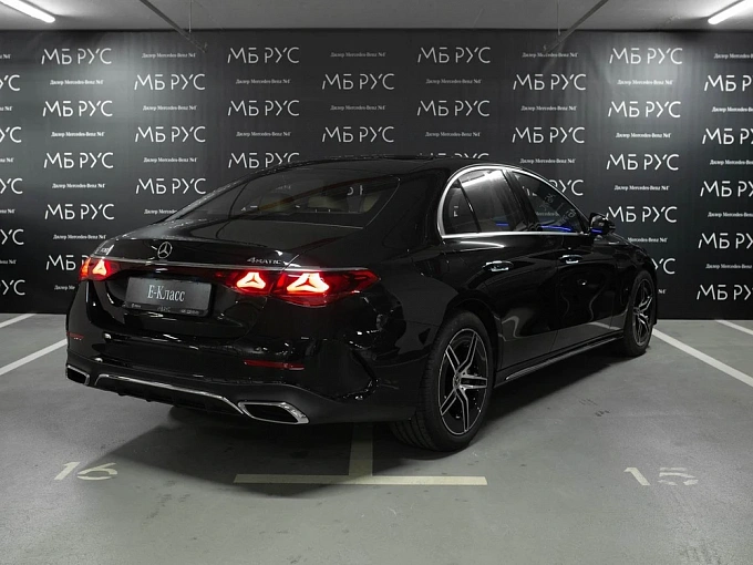 Mercedes-Benz E-Класс Черный Non metallic фото 3