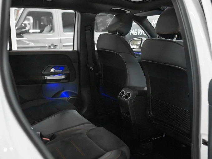 Mercedes-Benz GLB Белый Non metallic фото 7