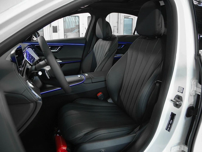 Mercedes-Benz E-Класс Белый Non metallic фото 13