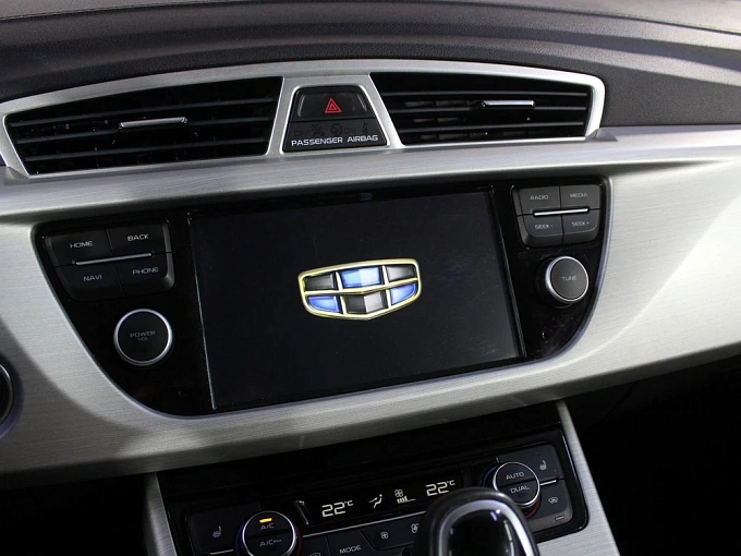 Geely Atlas 2019 2.4 AT (149 л.с.) фото 23