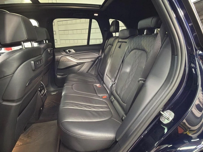 BMW X5 2020 3.0d AT 4WD (400 л.с.) фото 3