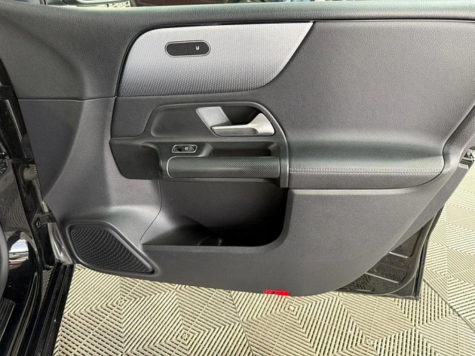 Mercedes-Benz B-Класс 2019 180 1.3 AMT (136 л.с.) фото 24