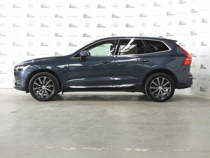 Volvo XC60 2019 2.0 AT 4WD (249 л.с.) Синий 70643475 фото 3