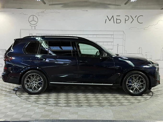 BMW X7 2022 4.4 AT 4WD (530 л.с.) фото 7