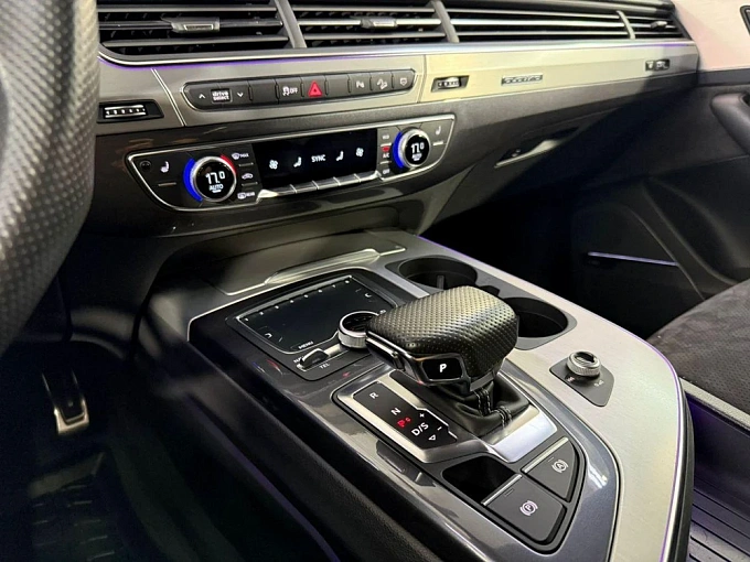 Audi Q7 2018 3.0d AT 4WD (249 л.с.) фото 25