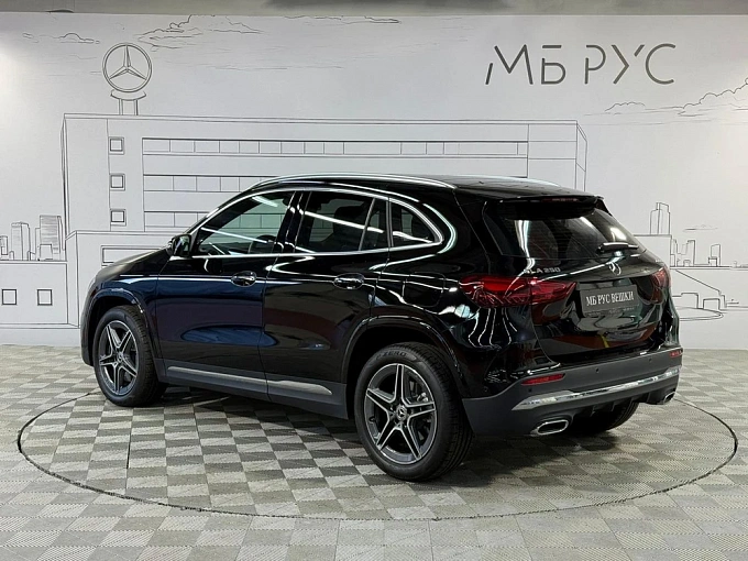Mercedes-Benz GLA Черный Non metallic фото 4