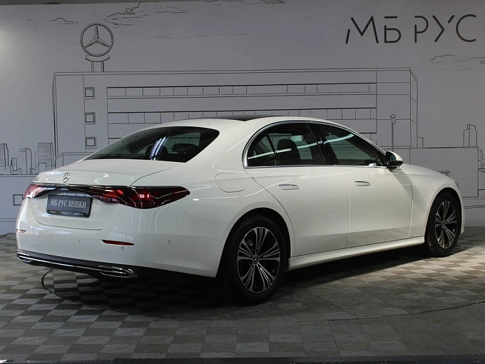 Mercedes-Benz E-Класс Белый Non metallic фото 7