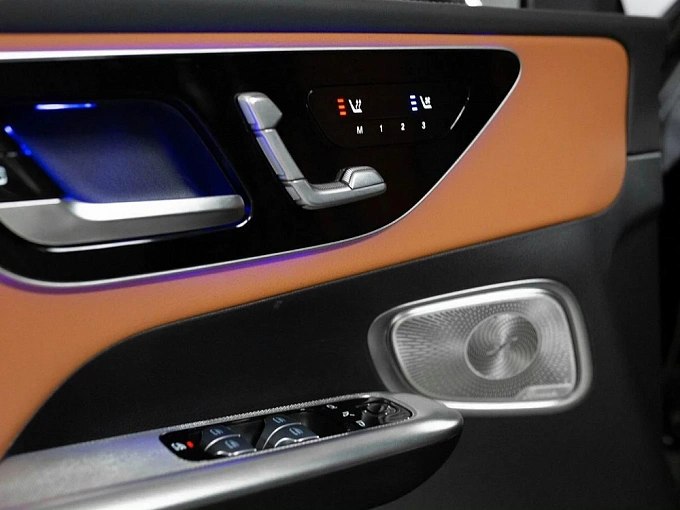 Mercedes-Benz GLC 2024 2.0 AT 4Matic (258 л.с.) фото 13