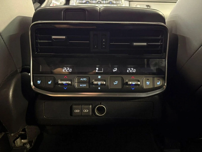 Toyota Land Cruiser 2021 3.4d AT 4WD (299 л.с.) фото 30