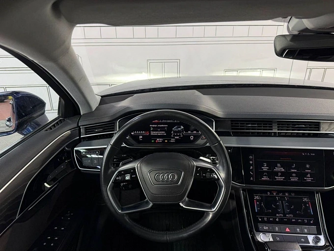 Audi A8 2018 3.0 AT 4WD (340 л.с.) фото 20