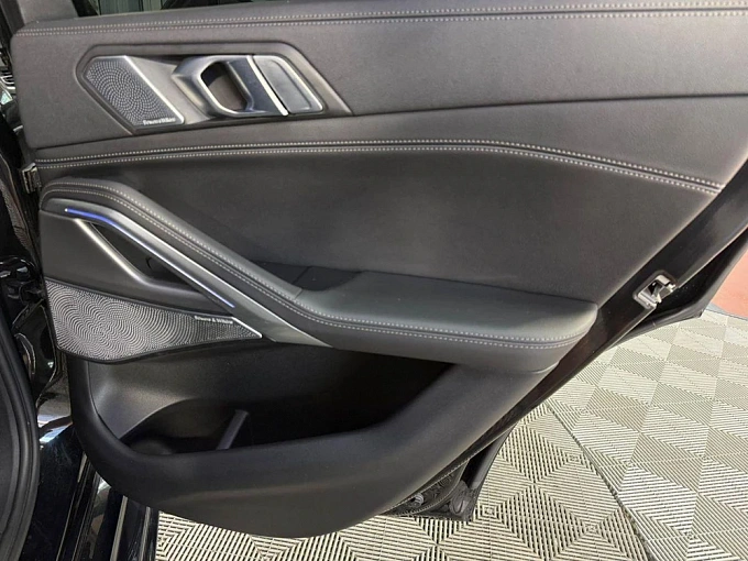 BMW X6 2022 3.0d AT 4WD (286 л.с.) фото 26