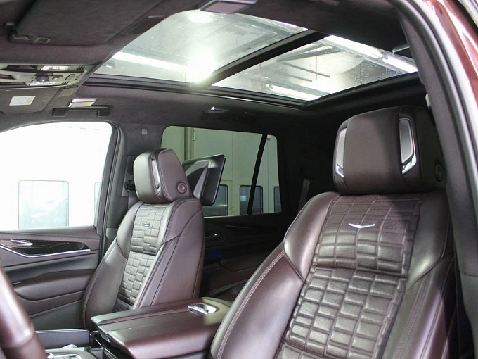 Cadillac Escalade 2022 6.2 AT 4WD (416 л.с.) фото 24
