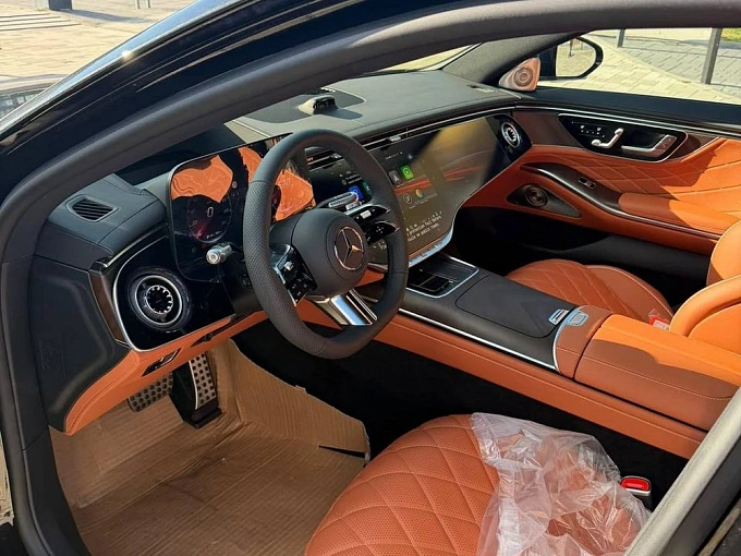 Mercedes-Benz S-Класс Черный Non metallic фото 4