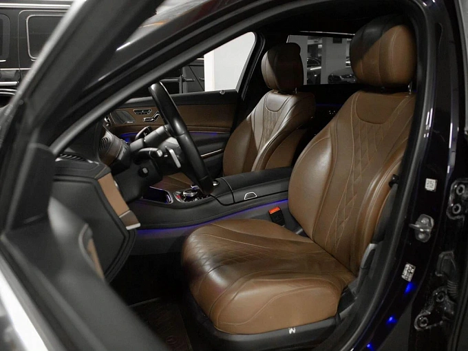 Mercedes-Benz Maybach S-Класс 2019 560 4.0 AT 4Matic (469 л.с.) фото 8