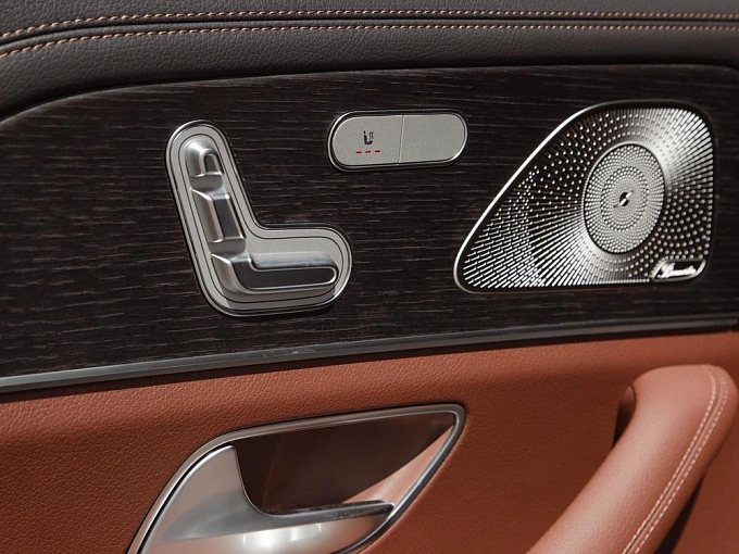 Mercedes-Benz GLE Белый Non metallic фото 30
