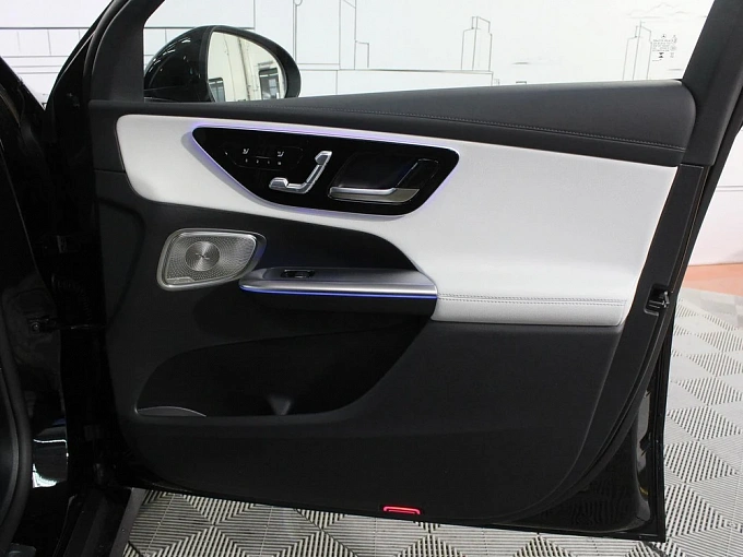 Mercedes-Benz GLC Черный Non metallic фото 29
