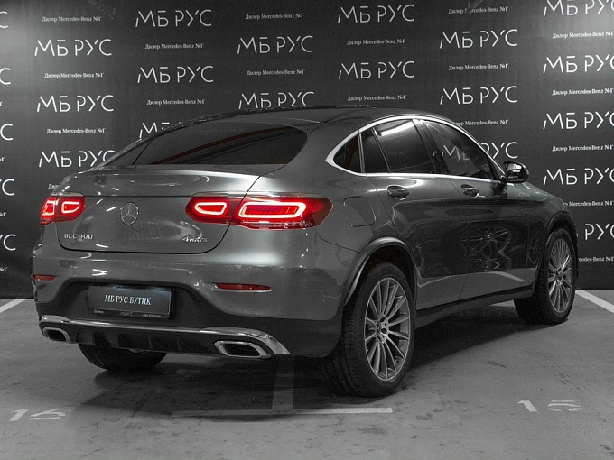 Mercedes-Benz GLC coupe 2019 300 2.0 AT 4Matic (249 л.с.) фото 3