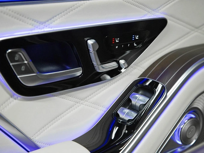 Mercedes-Benz Maybach S-Класс Черный Non metallic фото 34