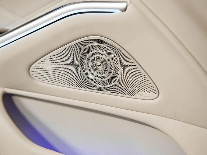 Mercedes-Benz Maybach S-Класс Черный Non metallic фото 19