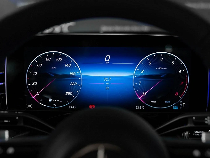 Mercedes-Benz E-Класс Черный Non metallic фото 16