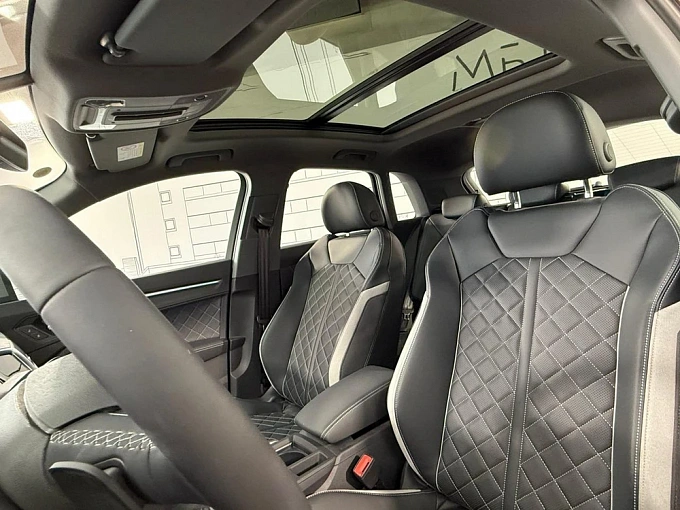 Audi Q3 Серый Non metallic фото 22