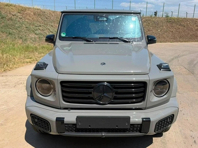 Mercedes-Benz G-Класс Серый Non metallic фото 1