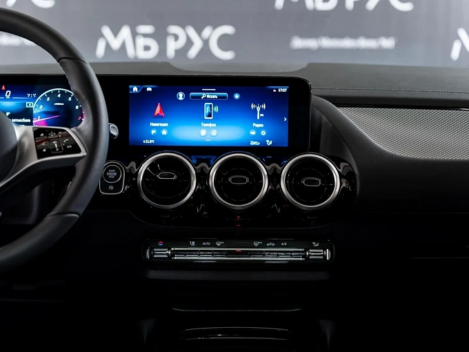 Mercedes-Benz GLA Белый Non metallic фото 16