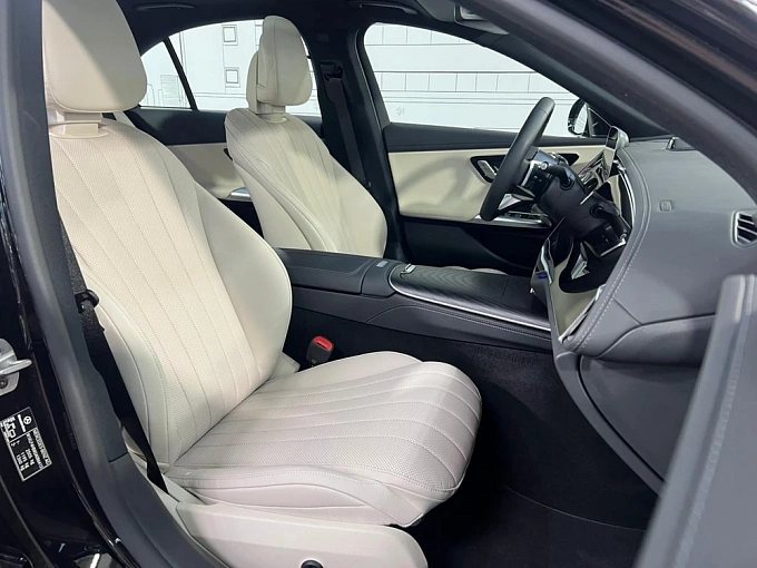 Mercedes-Benz E-Класс Черный Non metallic фото 13