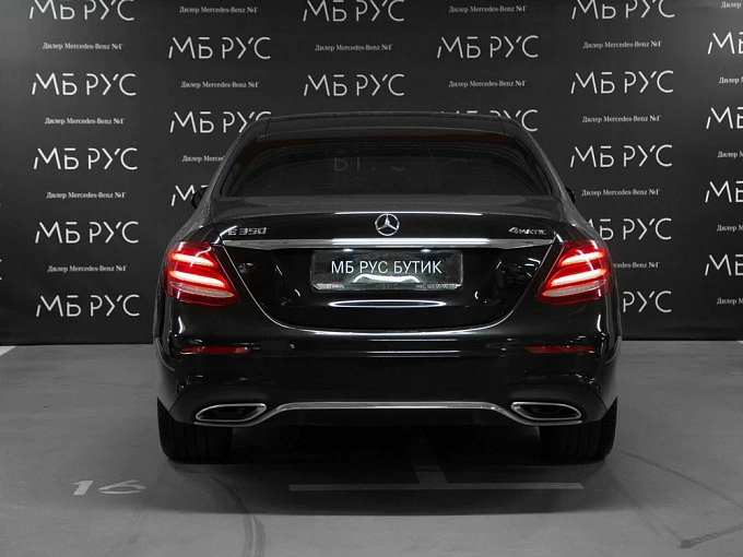 Mercedes-Benz E-Класс 2020 2.0 AT 4Matic (299 л.с.) фото 4