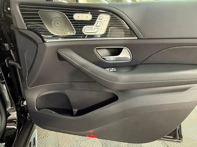 Mercedes-Benz GLE Черный Non metallic фото 29