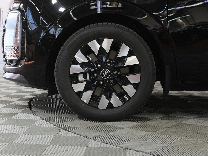 Hyundai Staria 2025 2.2d AT 4WD (177 л.с.) фото 20