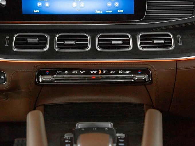 Mercedes-Benz GLS Черный Non metallic фото 24