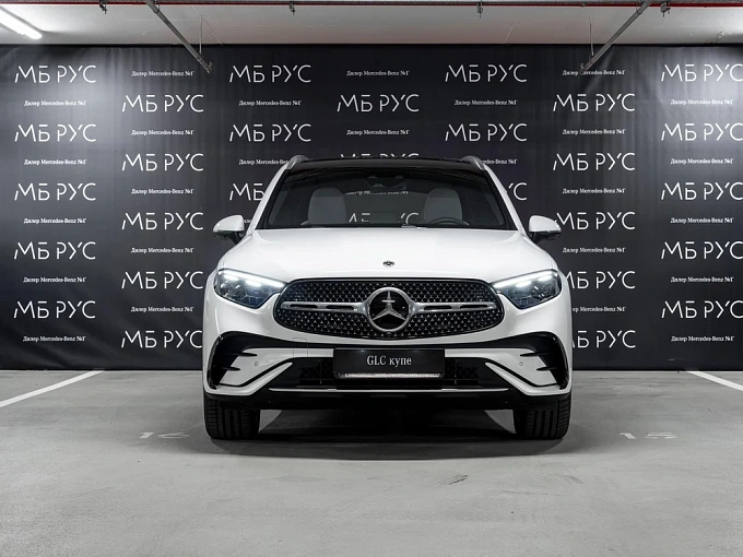 Mercedes-Benz GLC Белый Non metallic фото 2