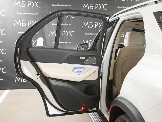 Mercedes-Benz GLE Белый Non metallic фото 25