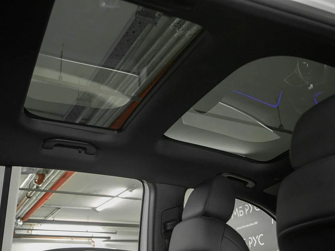 Mercedes-Benz GLB Белый Non metallic фото 12